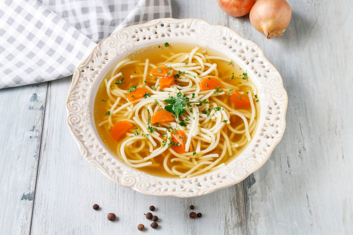 Hühnersuppe ist die Lieblingssuppe vieler Polen.