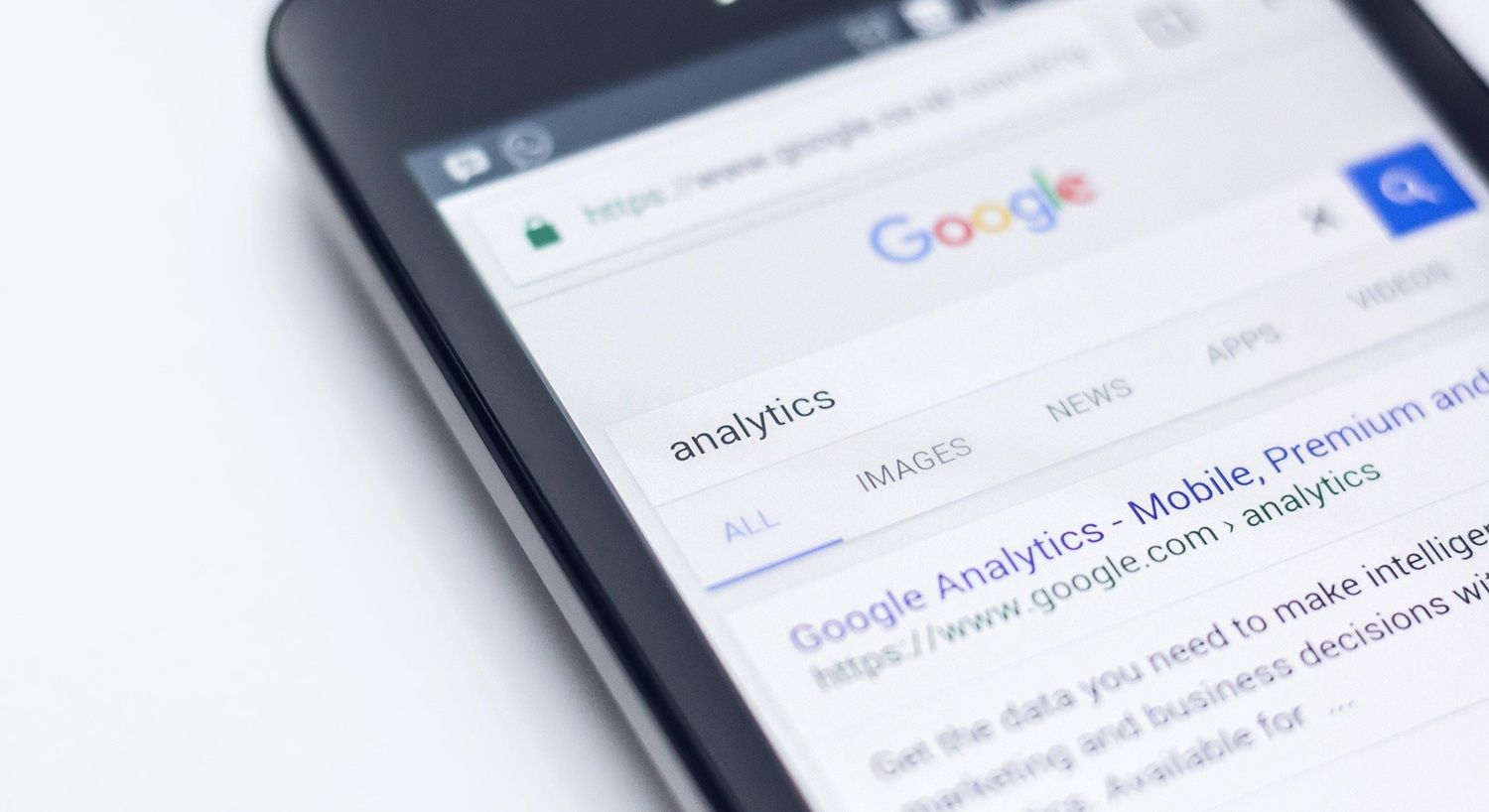 Polscy wydawcy chcą pieniędzy od Google za treści. Przedłużono negocjacje