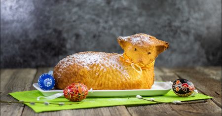 Baranek wielkanocny z ciasta