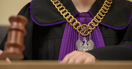 Czarne chmury nad prawnikiem. Na jego rachunek wpłynęło 3,5 mln zł