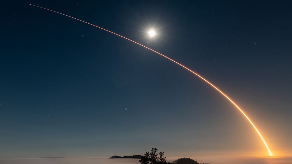 Falcon 9 wynosi Starlinki na orbitę