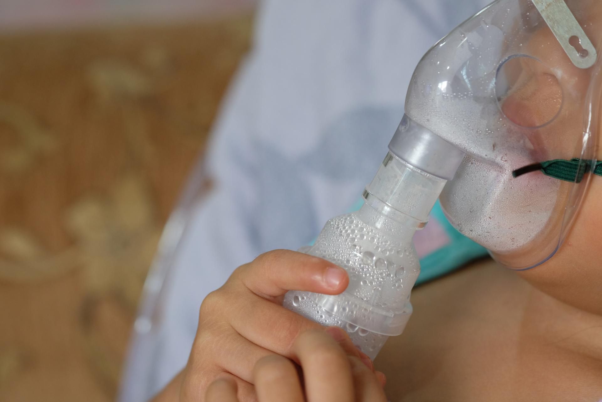 Gdy niewydolność oddechowa w przebiegu POChP pogłębia się, konieczne jest podawanie tlenu