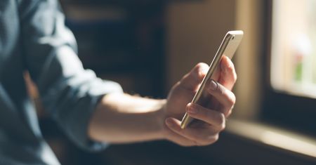 OnePlus 6T dostanie czytnik linii papilarnych w ekranie. Będzie kolejnym „zabójcą flagowców”?