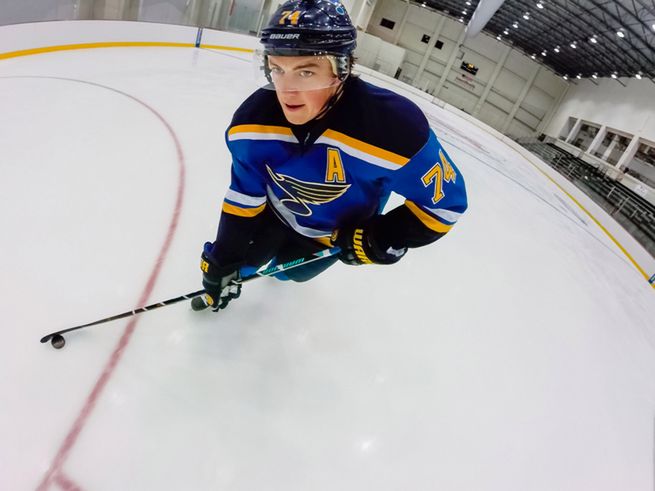 GoPro zrewolucjonizuje NHL? Obraz na żywo z kasków zawodników dla każdego 2