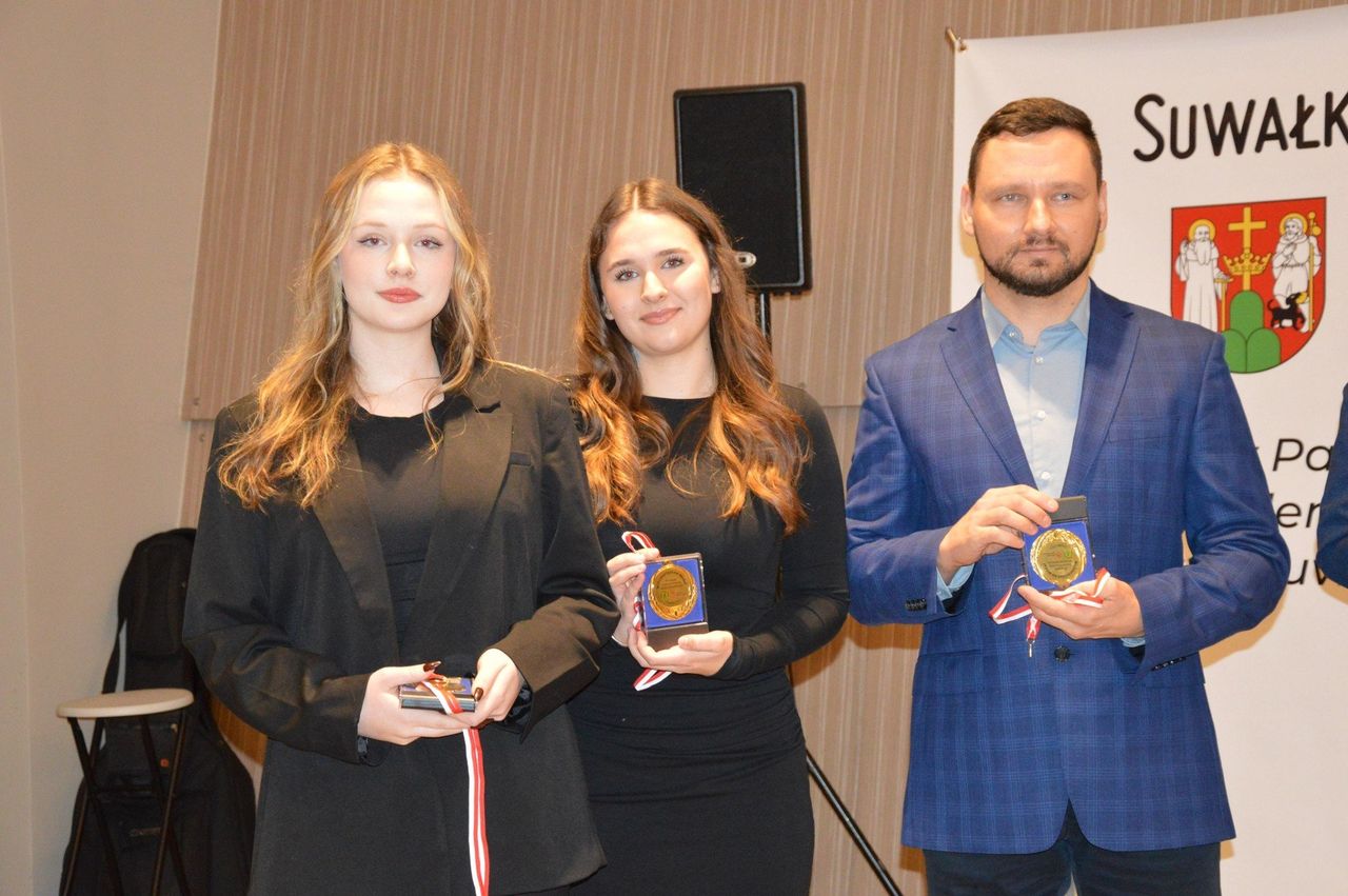 Suwałki: Ich bezinteresowna pomoc została doceniona. Za nami Podlaska Gala Wolontariatu