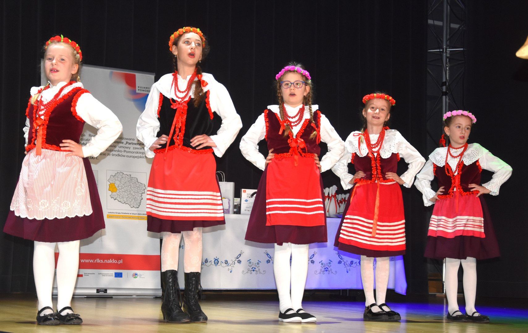 Dziecięcy zespół „Pałuki” z Kcyni, działający przy centrum kultury w tym mieście, wyjechał z Nakła z druga nagrodą
