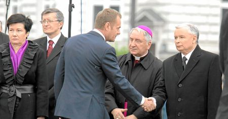 Zagraniczne biznesowe media o wyborach w Polsce: Tusk i Kaczyński jak dwa jelenie