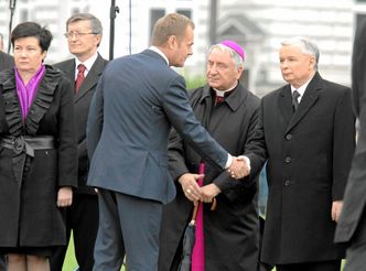 Zagraniczne biznesowe media o wyborach w Polsce: Tusk i Kaczyński jak dwa jelenie