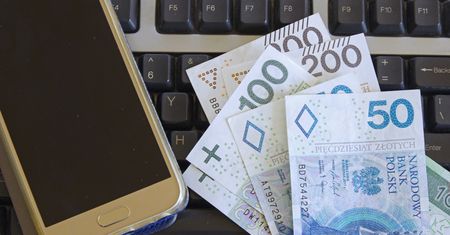 Te przelewy dotrą dopiero w poniedziałek. Uwaga, ważna zmiana