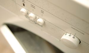 Mandat za robienie prania. Można dostać nawet 5 tys. zł kary