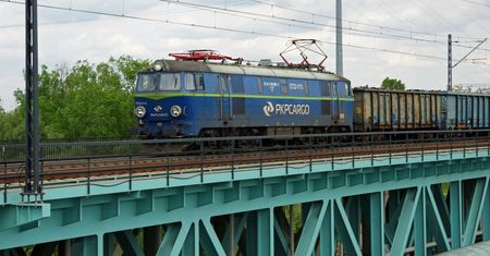 PKP Cargo łączą siły z litewskim przewoźnikiem. Jest komunikat UOKiK