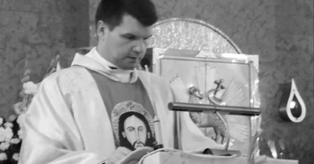 Tragiczne wieści. Zwłoki 37-letniego księdza znalezione w mieszkaniu w Tarnowie
