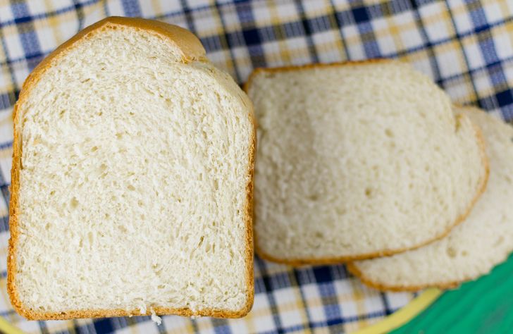 Biorę serek wiejski i robię białkowy chleb. To teraz moje ulubione pieczywo
