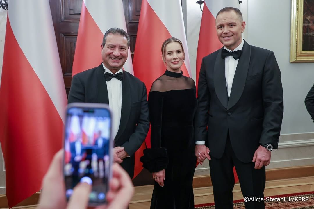 Nawrocka towarzyszy mężowi w spotkaniu z korpusem dyplomatycznym