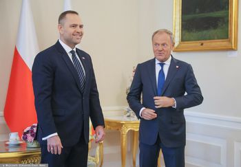 Polacy za współpracą. Chcą, by Tusk uzgadniał ustawy z Nawrockim
