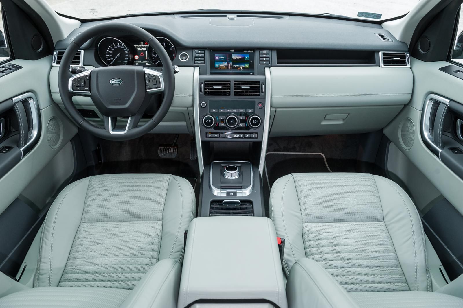 Land Rover Discovery Sport 14