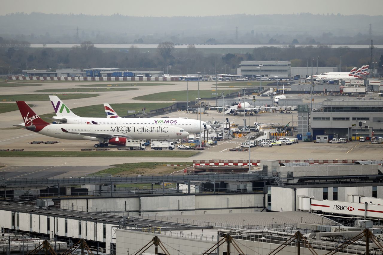 Heathrow wznawia częściowo loty po pożarze. Co dalej z lotniskiem?