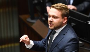 "Powinien być zdymisjonowany". B. senator PiS o premierze