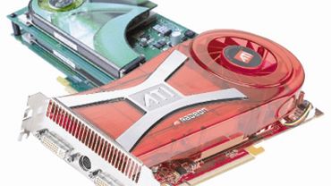 Instalacja karty graficznej w slocie PCI-E lub AGP 1