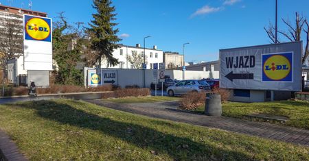 Nowy system na parkingach Lidla. Oto na czym polega