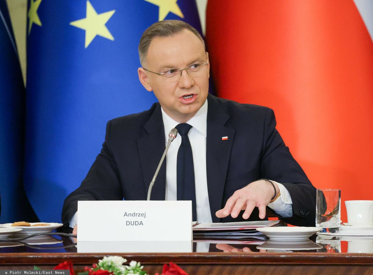 Początkowo Andrzej Duda miał się nie sprzeciwiać odwoływaniu ambasadorów i mianowaniu nowych, przez nowy rząd