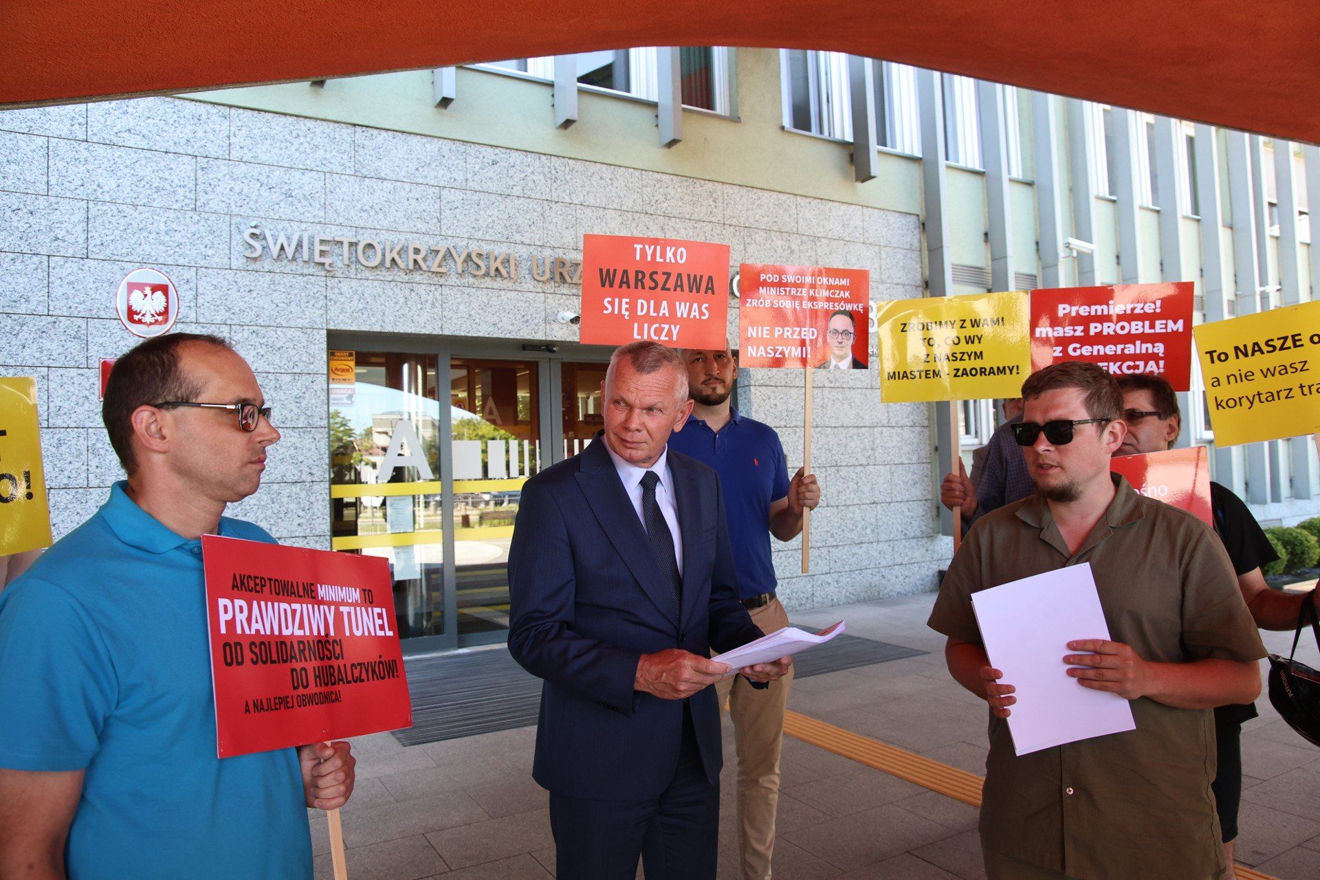 Protestujący nie składają broni! Złożyli petycję przeciwko inwestycji