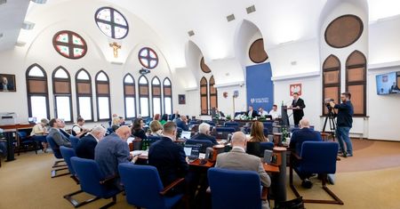 Za nami 31. sesja Rady Miasta Torunia. Radni podjęli szereg ważnych decyzji
