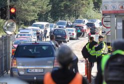 Polska zamyka granicę. Białorusini uciekają, korki na przejściach