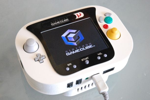 Majsterkowicz stworzył przenośnego GameCube’a! 1