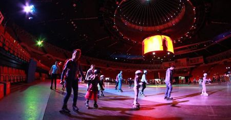 Katowice. Lubisz się ślizgać na łyżwach? W Spodku to już możliwe