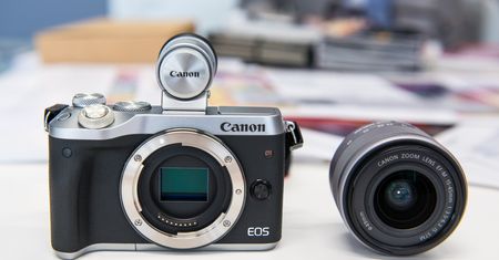 Canon EOS M6, czyli bezlusterkowiec z opcjonalnym wizjerem w naszych rękach