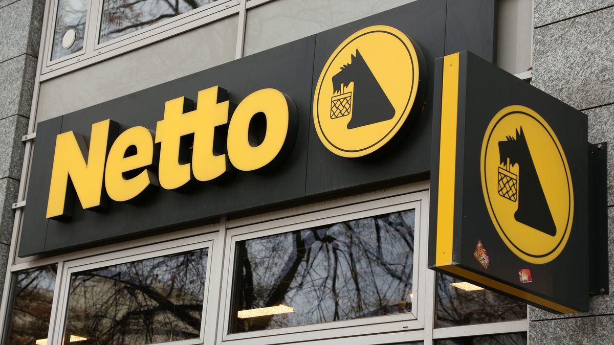 BERLIN, GERMANY - OCTOBER 22: A Netto discount grocery store logo is seen outside one of the company's stores on October 22, 2025 in Berlin, Germany. Netto is among Germany's main grocery store chains. (Photo by Adam Berry/Getty Images)