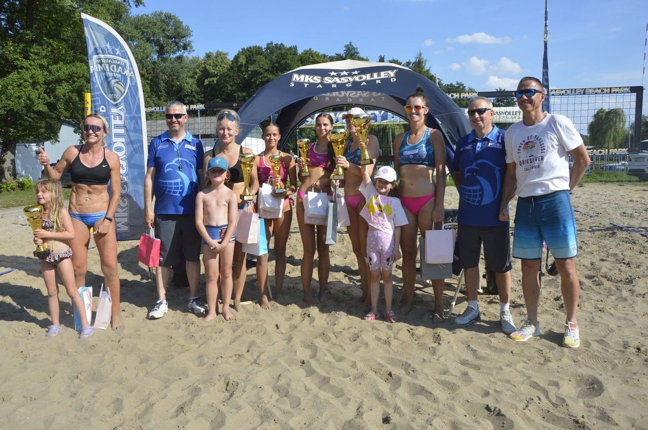 Zieleniewo: Emocje i słońce. Mistrzowski turniej siatkówki plażowej