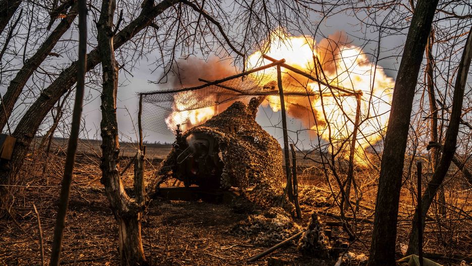 Wojna w Ukrainie rok 2024
ADIIVKA, DONETSK OBLAST, UKRAINE - MARCH 13: Ukrainian soldiers at the artillery position in an unidentified area on the Adiivka frontline prepare to fire the D 30 gun as the war between Russia and Ukraine continues in Adiivka, Donetsk Oblast, Ukraine on March 13, 2024. Jose Colon / Anadolu
AA/ABACA