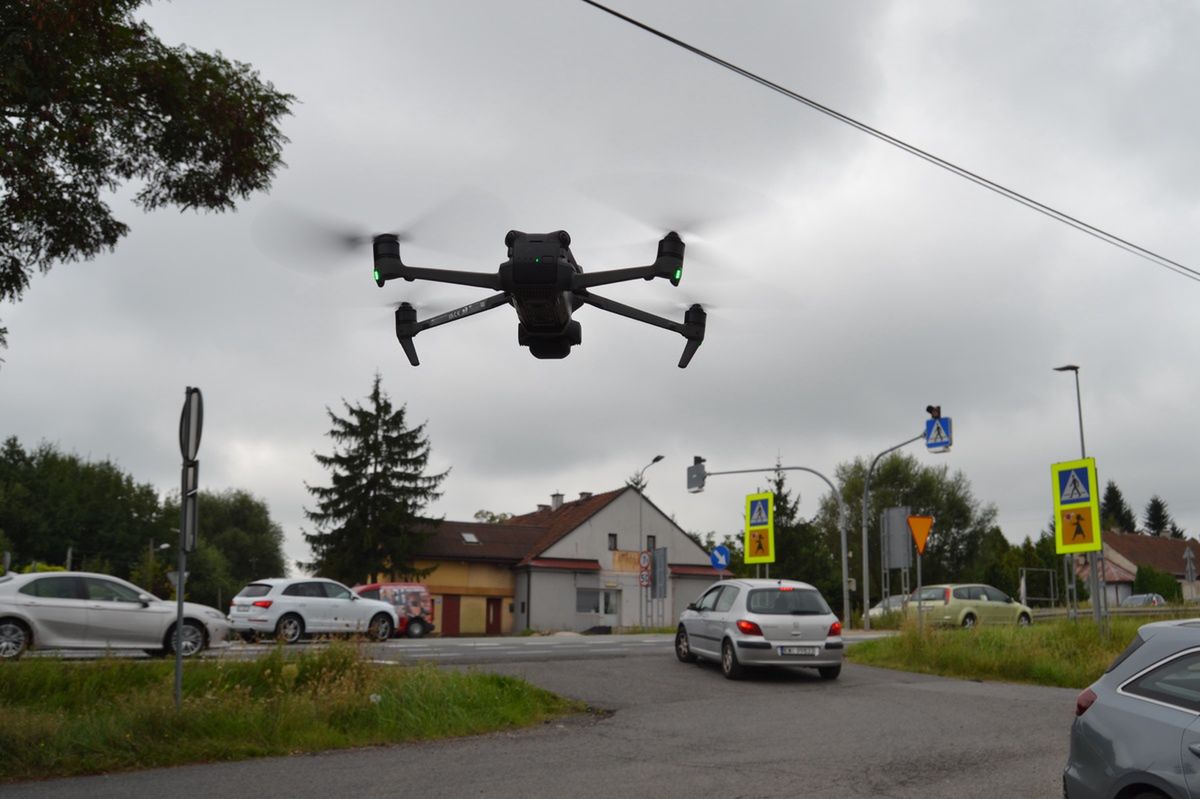 Bydgoszcz: Dron w akcji. Policja obserwowała rowerzystów