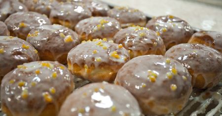 Tłusty czy chudy czwartek? Pączki drogie jak nigdy