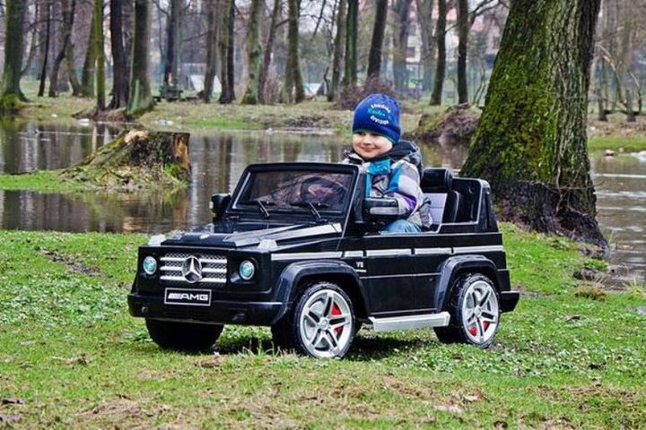 AKAI Mercedes G55 AMG - terenówka dla malucha