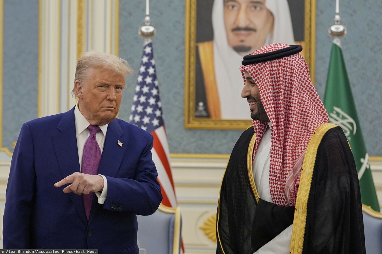 Saudi arms mega-deal: Trump inks $142 billion milestone