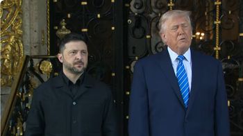 Zełenski powitany. Tak zachował się Trump