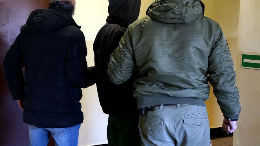 Piekary Śląskie. Policja zatrzymała 42-letniego mężczyznę podejrzanego o liczne podpalenia.