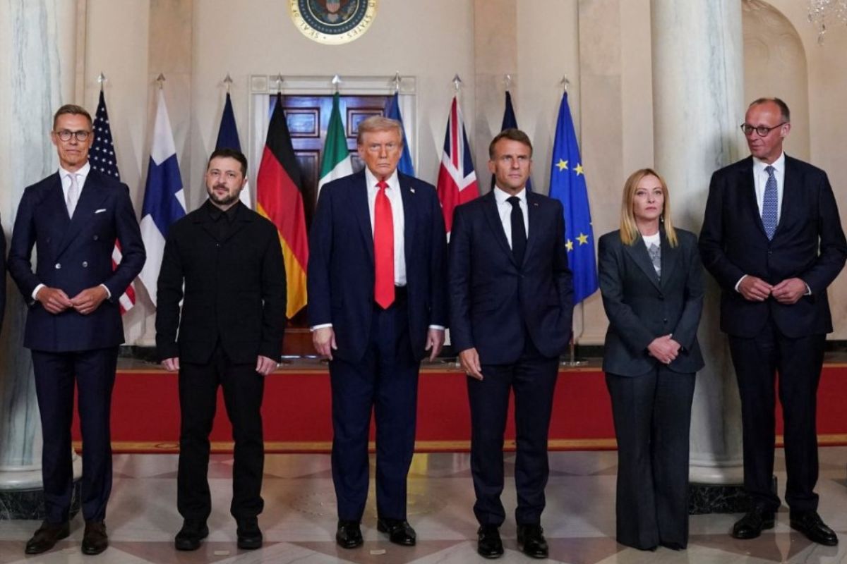 Rozmowy o Ukrainie w Białym Domu. Macron zaskakuje postawą