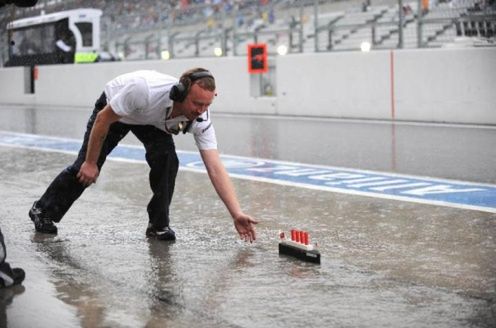 Deszczowa Suzuka - kwalifikacje przełożone na jutro!