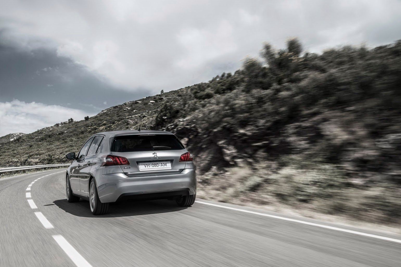 Nowy Peugeot 308 w obszernej galerii zdjęć 93