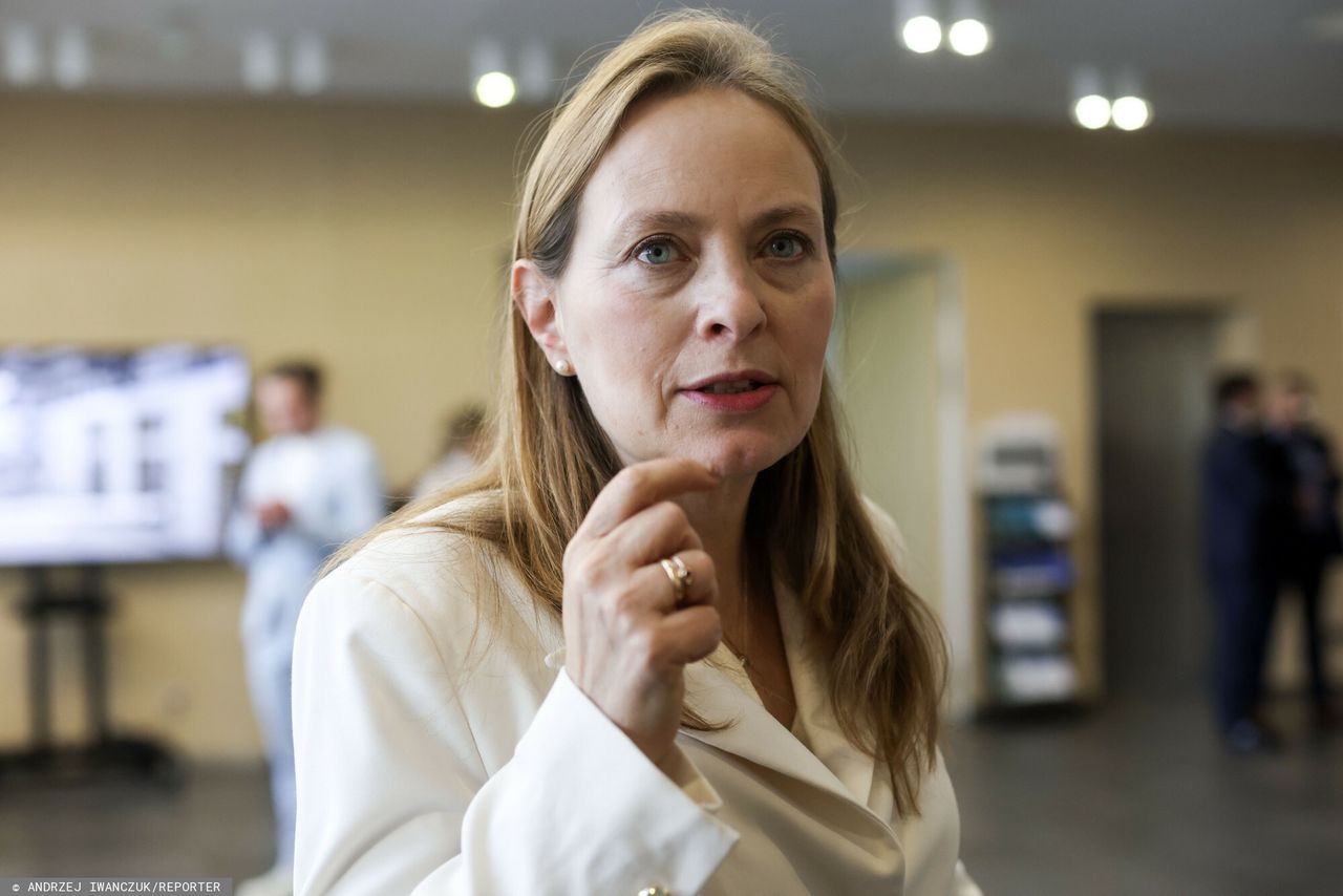 Zniosą dwukadencyjność? Ministra o "zagrzanych spółeczkach i posadeczkach"