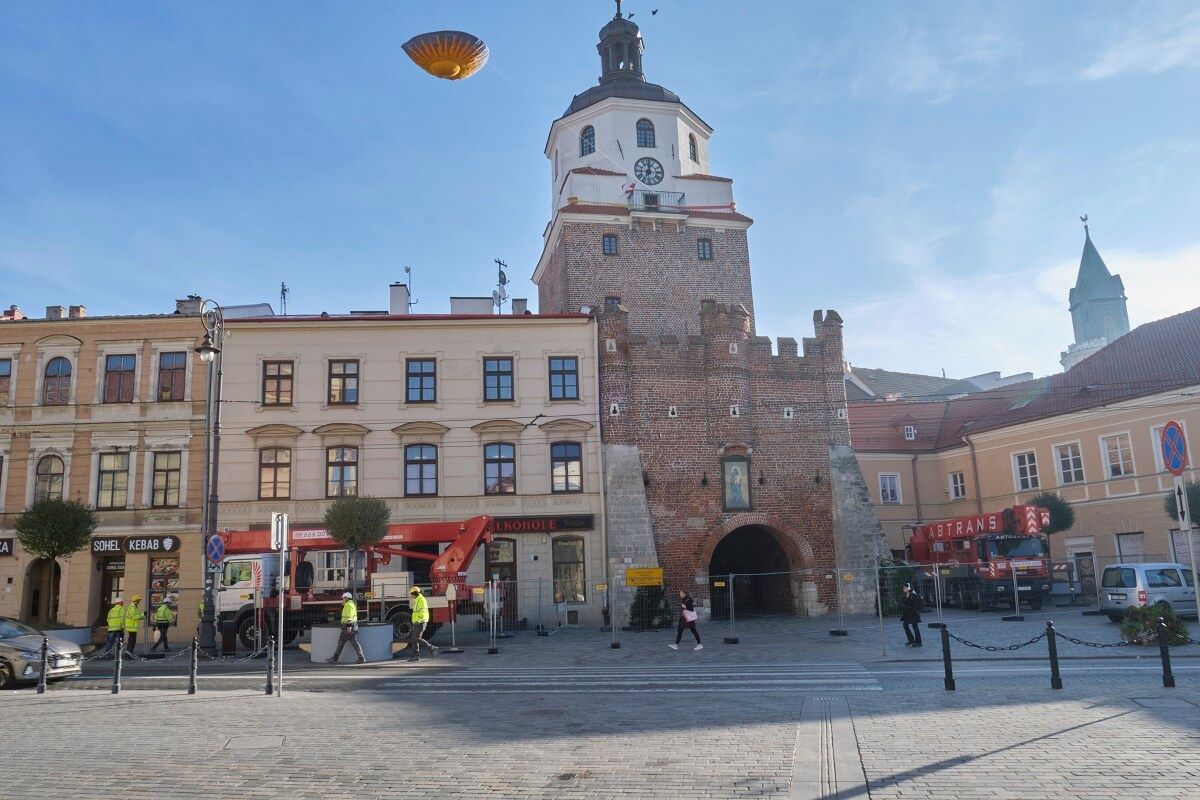 Nie ma przejścia przez Bramę Krakowską
