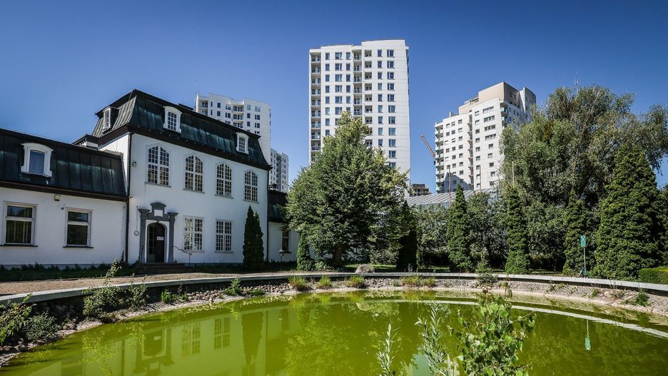 W październiku 2025 r. w Polsce oddano do użytkowania prawie 20 tys. nowych mieszkań