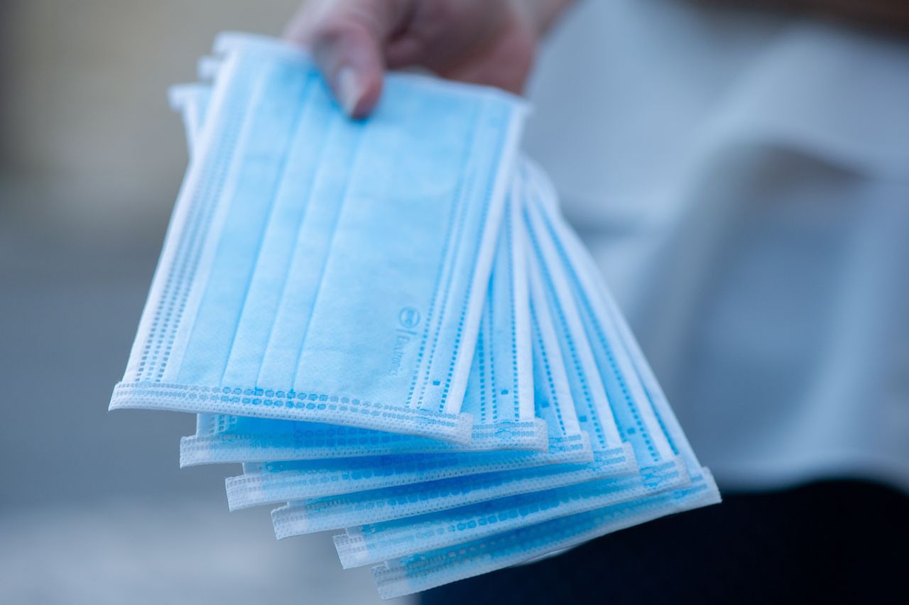 Lockdown. WHO: nie byłoby go, gdyby 95 proc. ludzi nosiło maseczki