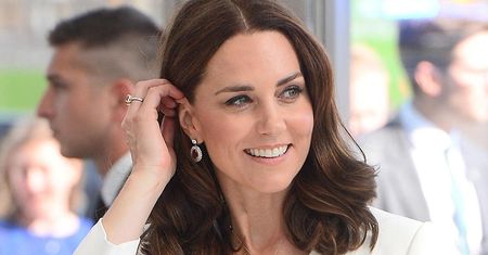 Kate Middleton jest w ciąży? Brytyjskie tabloidy sugerują, że choroba to tylko przykrywka