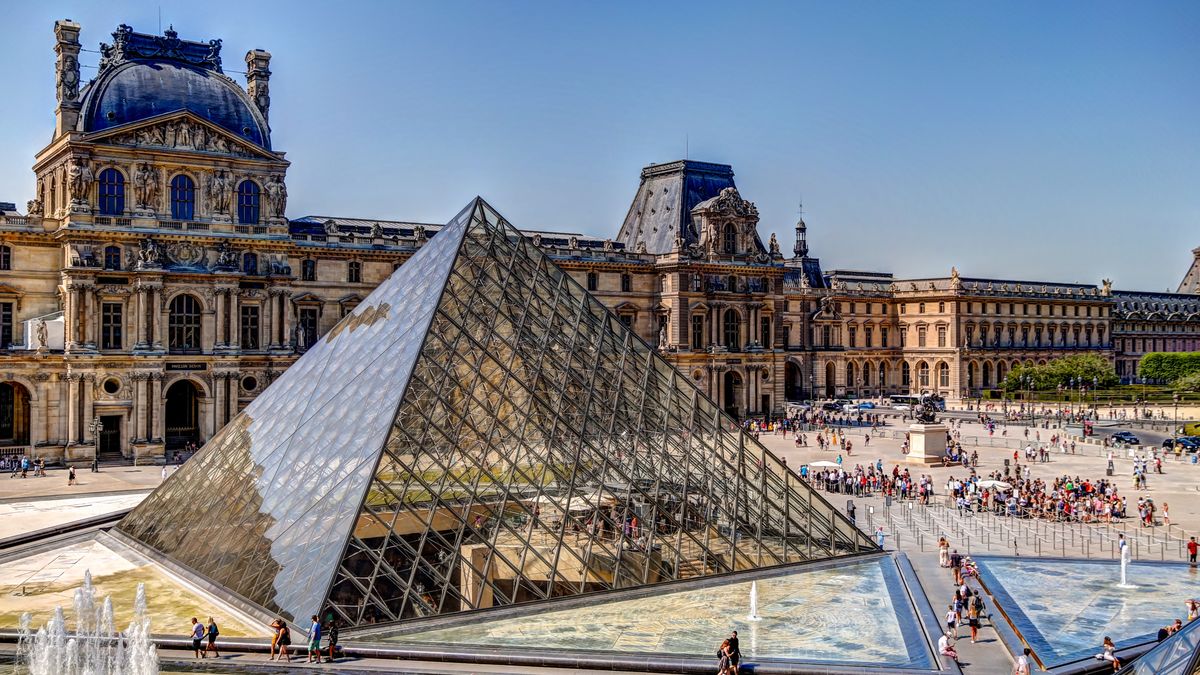 W wyniku wycieku ucierpiało kilkaset książek 