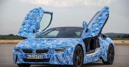 Dane techniczne i tajniki powstawania produkcyjnego BMW i8 [wideo]